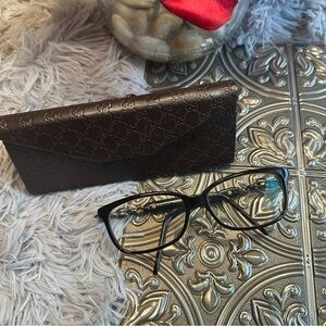 🌹Vintage Gucci AUTHENTIC Beautiful Black Reading Eyeglasses & Case
